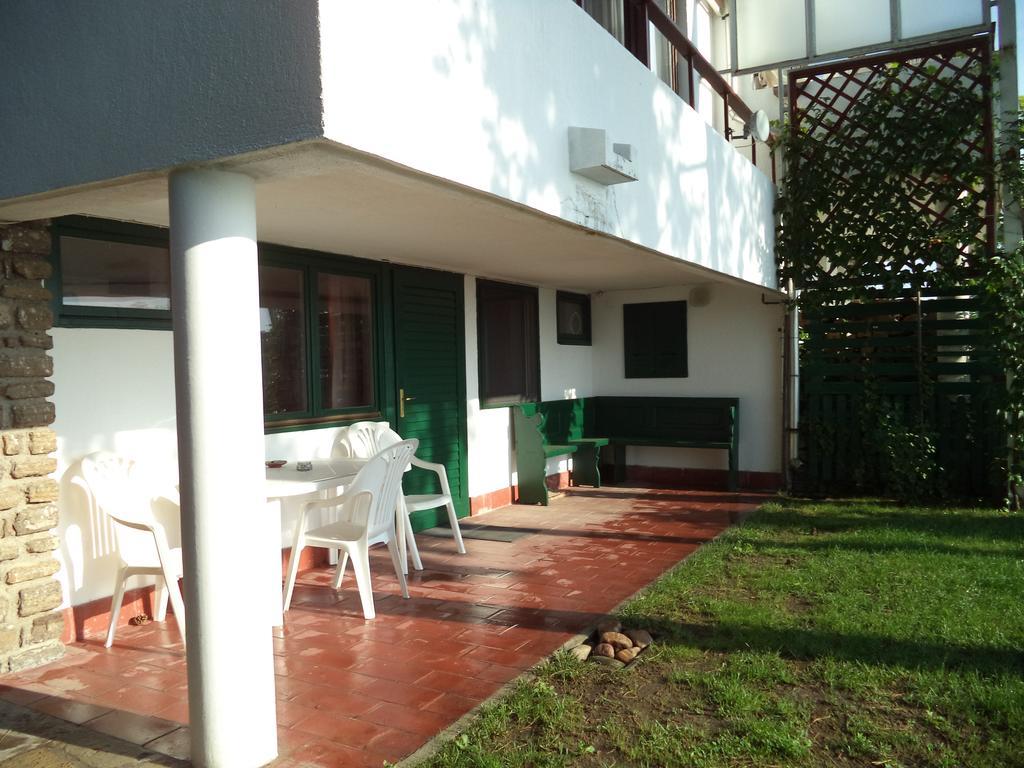 Napkelte Apartman Tihany Bilik gambar