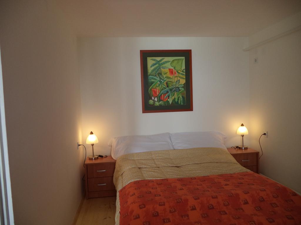 Napkelte Apartman Tihany Bilik gambar